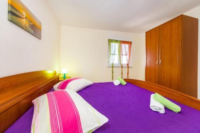 Apartments Elvir Нін Екстер'єр фото