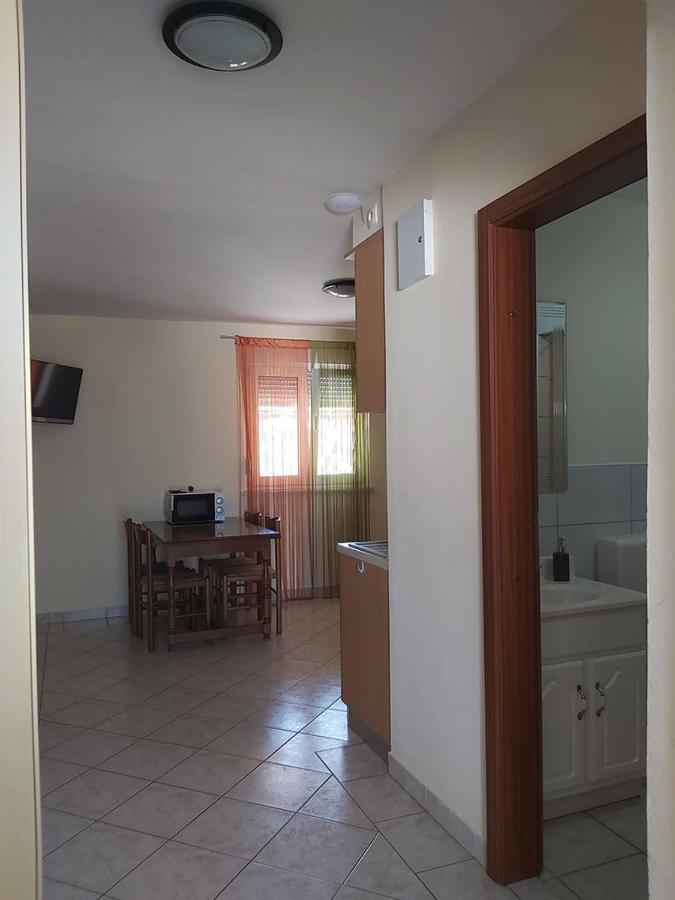 Apartments Elvir Нін Екстер'єр фото