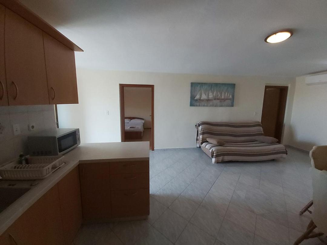 Apartments Elvir Нін Екстер'єр фото