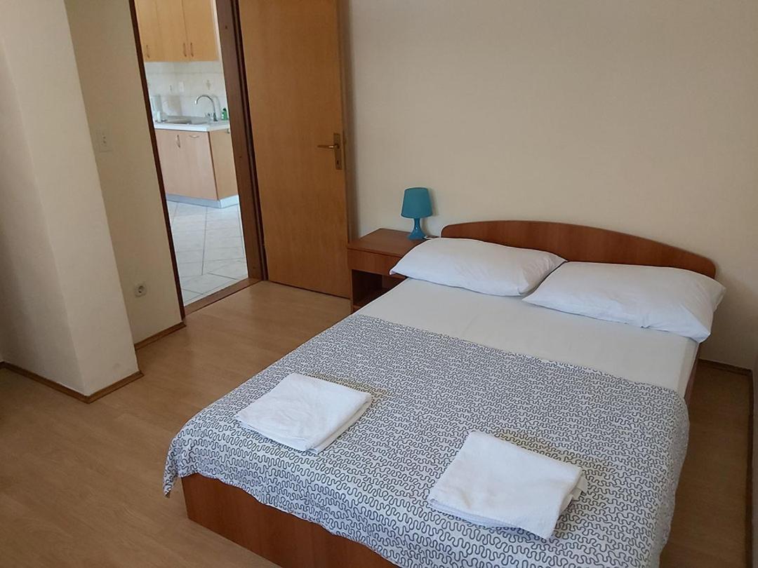 Apartments Elvir Нін Екстер'єр фото