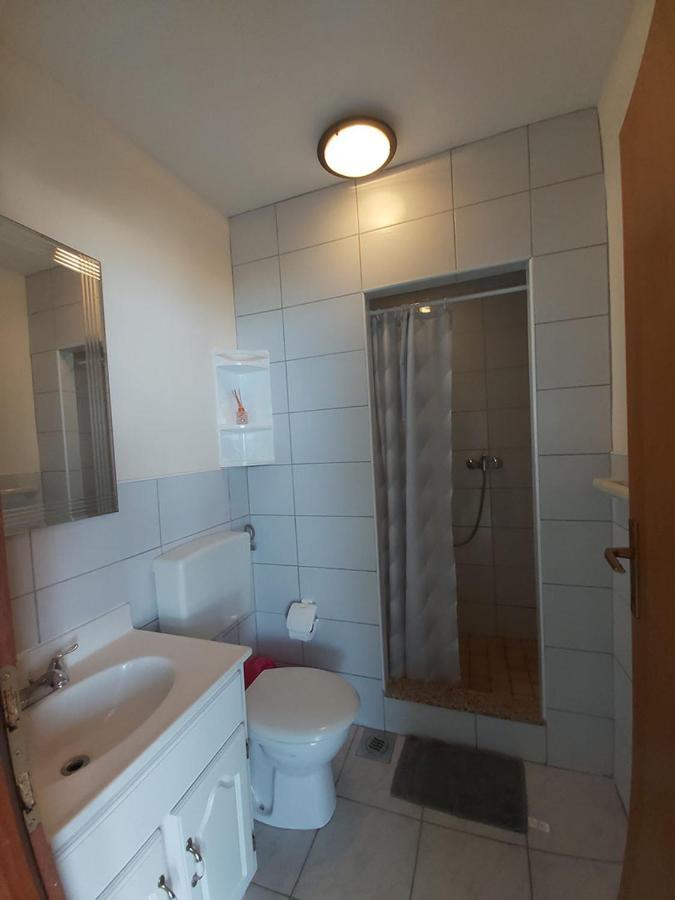 Apartments Elvir Нін Екстер'єр фото
